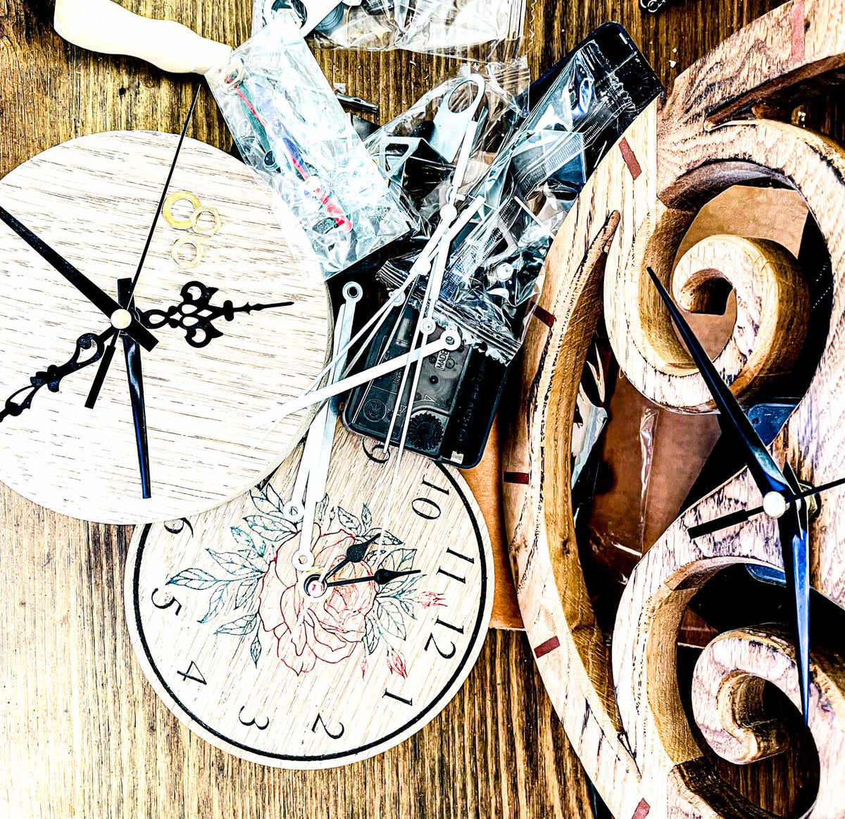 Custom Clocks by Dean Scanlon